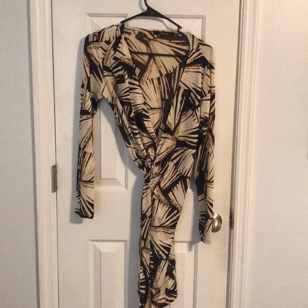 Tropical print wrap dress